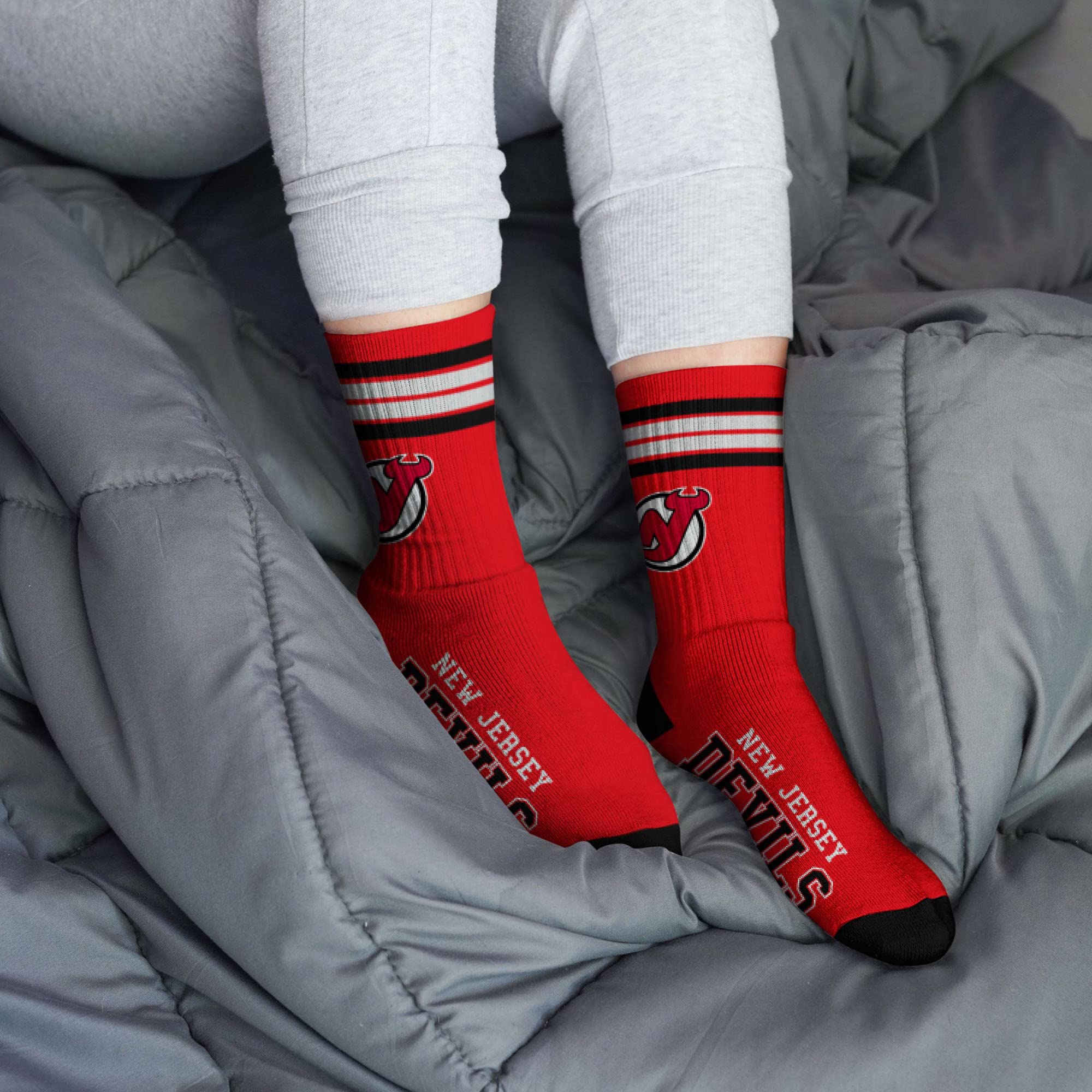 For Bare Feet NHL New Jersey Devils 4 Stripe Deuce Crew Sock Team Color MEDIUM - Image 2